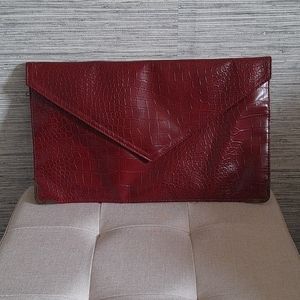 Forever 21 clutch